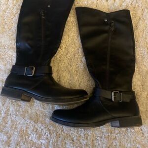 143 Girl knee high women’s boots
